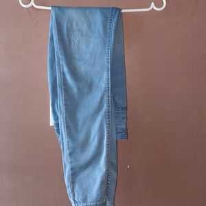 High rise “jegging”